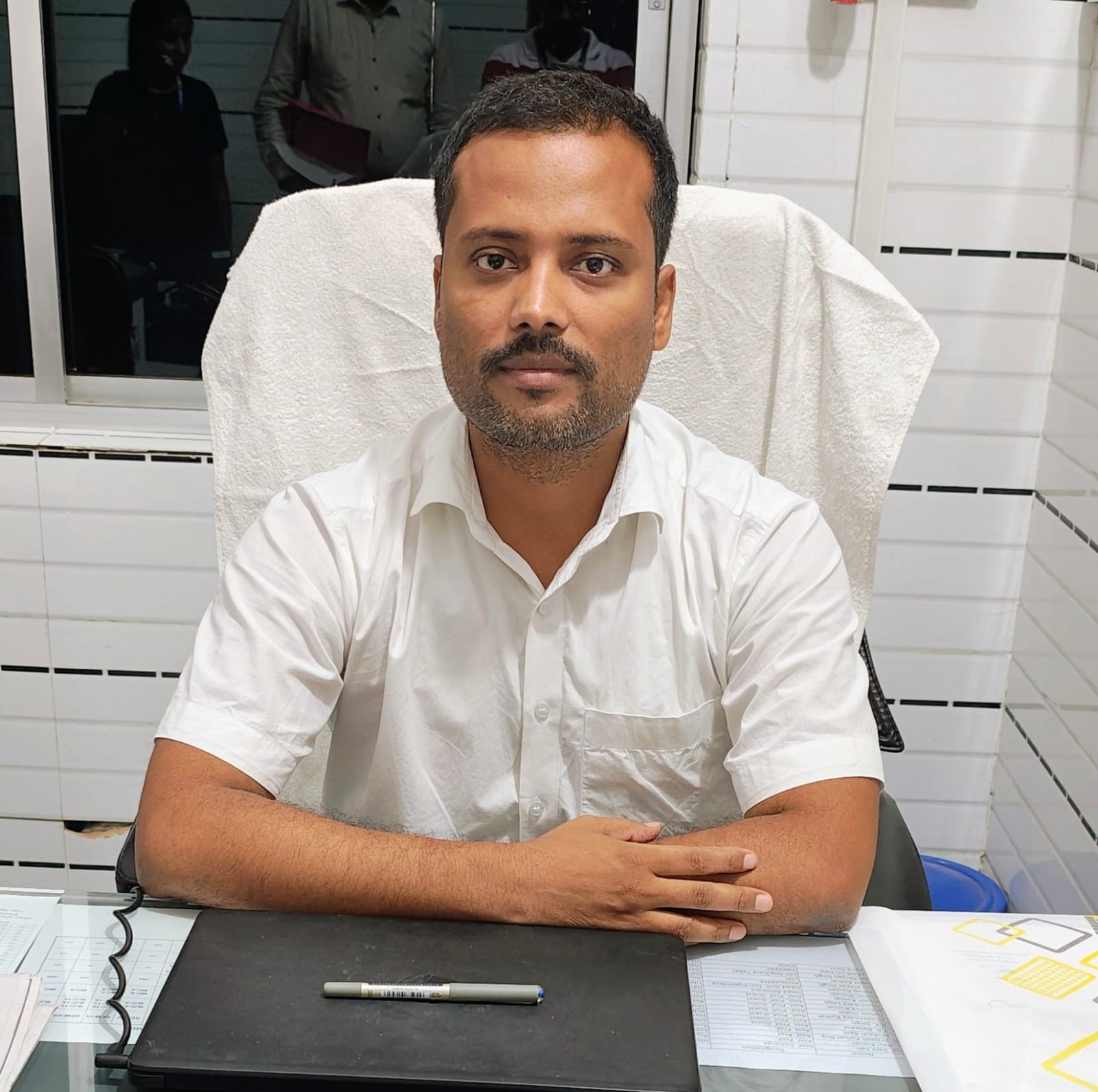 Dr. Ravi Kumar
